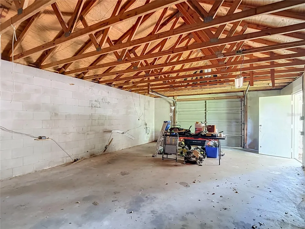 1304 E DIANA STREET Tampa, FL 33604