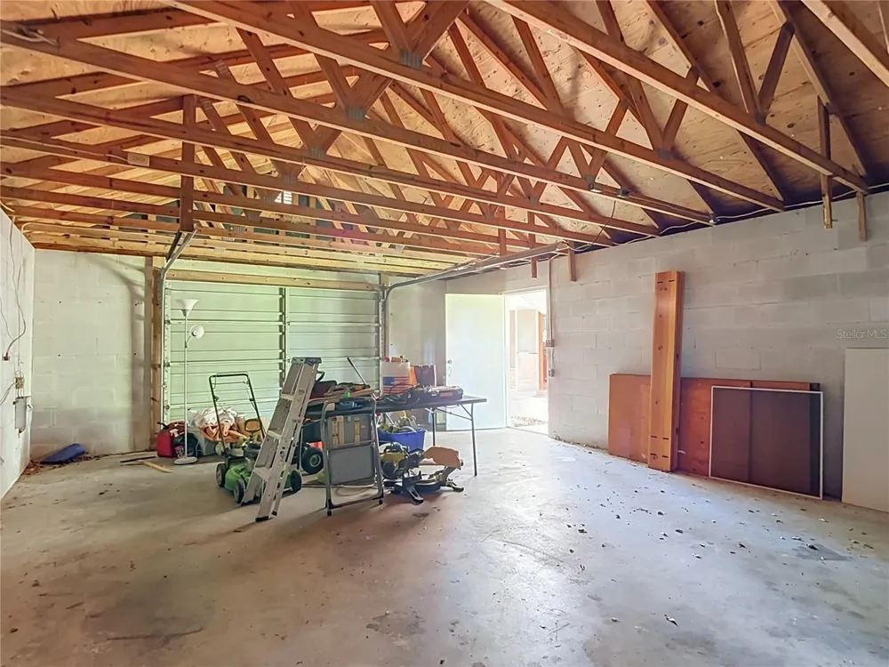 1304 E DIANA STREET Tampa, FL 33604