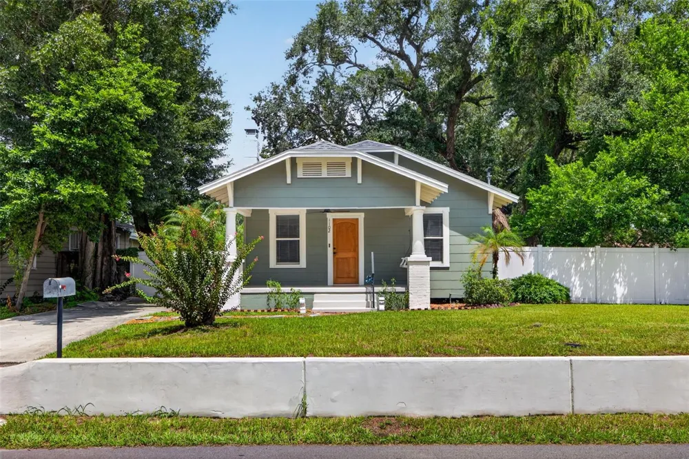 1102 E CHELSEA STREET Tampa, FL 33603