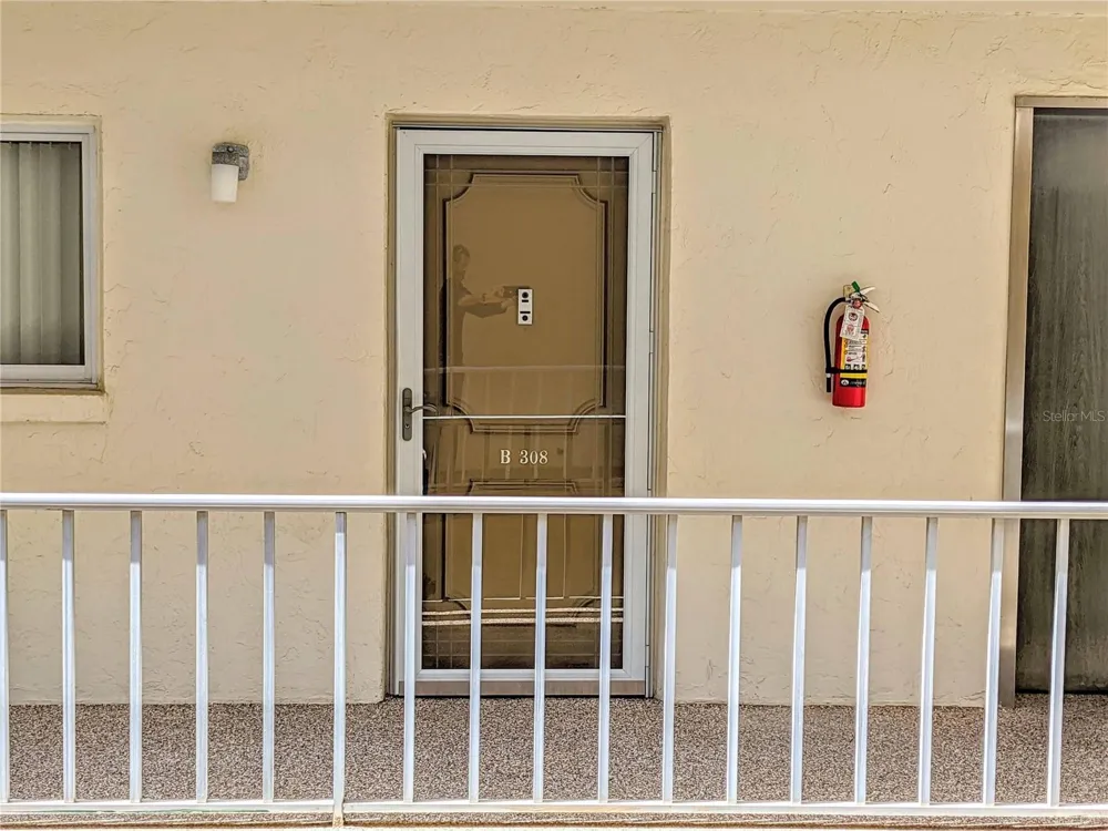 1714 69TH AVENUE W #B308 Bradenton, FL 34207