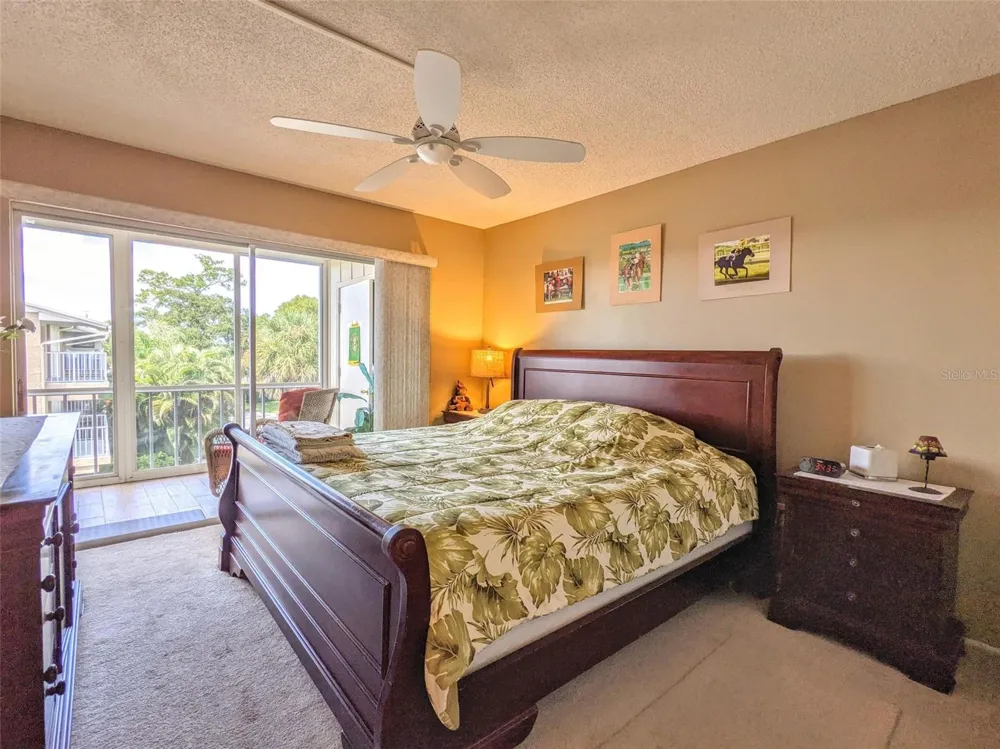 1714 69TH AVENUE W #B308 Bradenton, FL 34207