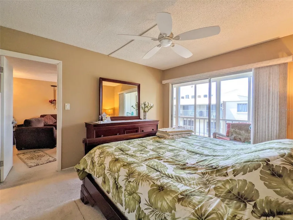 1714 69TH AVENUE W #B308 Bradenton, FL 34207
