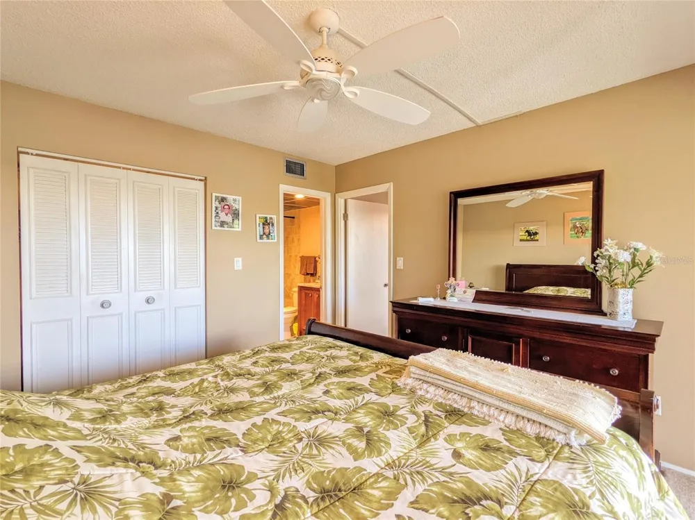 1714 69TH AVENUE W #B308 Bradenton, FL 34207