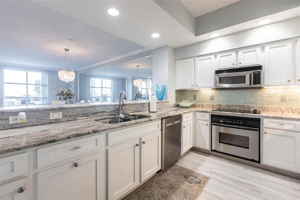 3329 SUNSET KEY CIRCLE #107 Punta Gorda, FL 33955