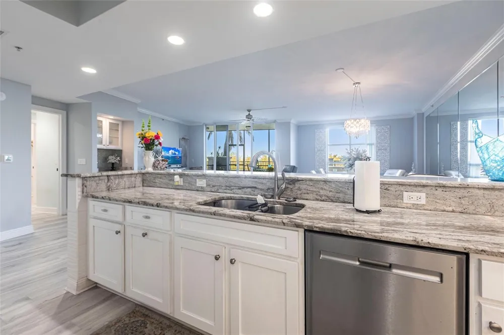 3329 SUNSET KEY CIRCLE #107 Punta Gorda, FL 33955