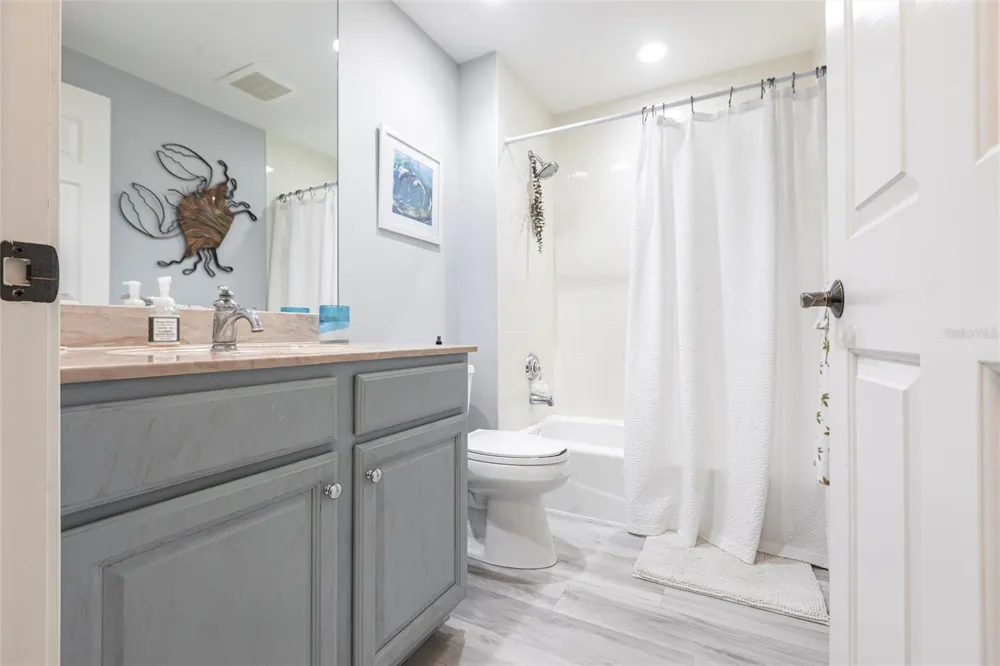 3329 SUNSET KEY CIRCLE #107 Punta Gorda, FL 33955