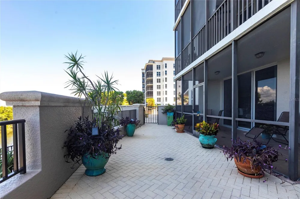 3329 SUNSET KEY CIRCLE #107 Punta Gorda, FL 33955