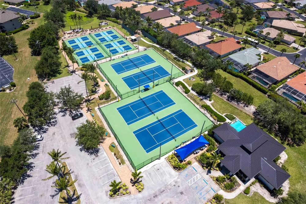 3329 SUNSET KEY CIRCLE #107 Punta Gorda, FL 33955