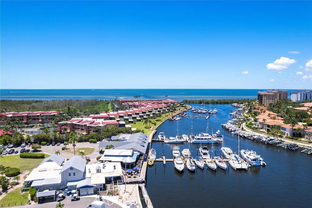 3329 SUNSET KEY CIRCLE #107 Punta Gorda, FL 33955