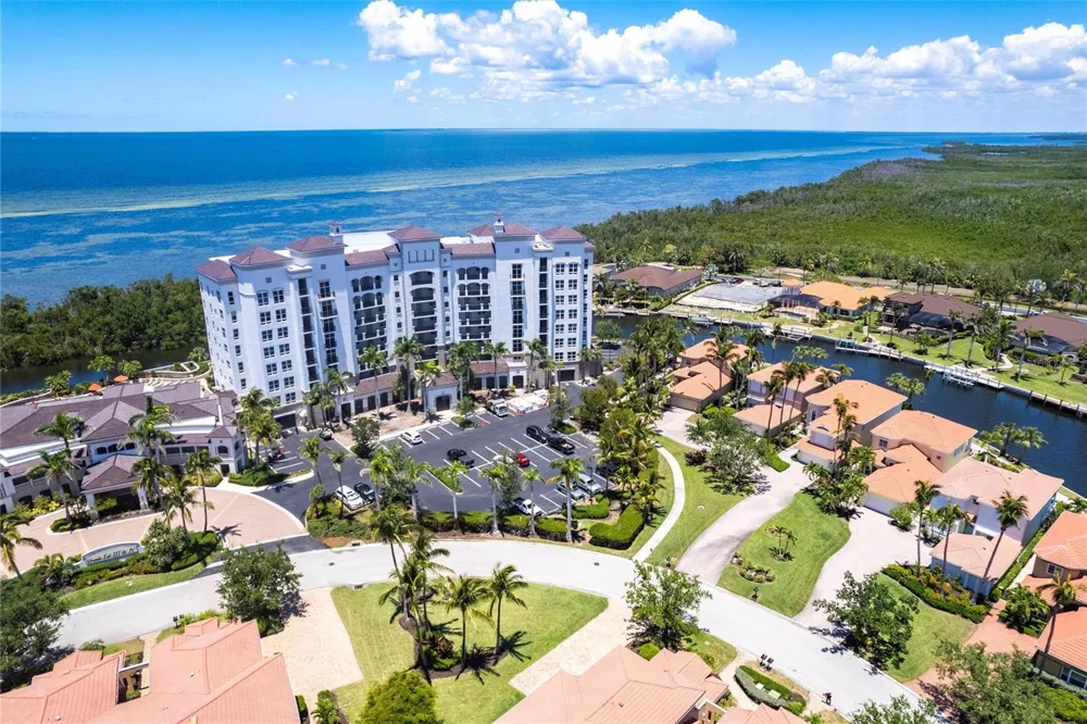3329 SUNSET KEY CIRCLE #107 Punta Gorda, FL 33955