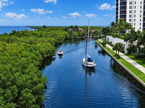 3329 SUNSET KEY CIRCLE #107