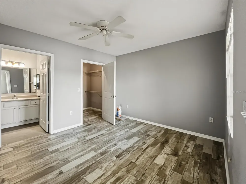 3005 CHIANTI COURT #208 Sarasota, FL 34237