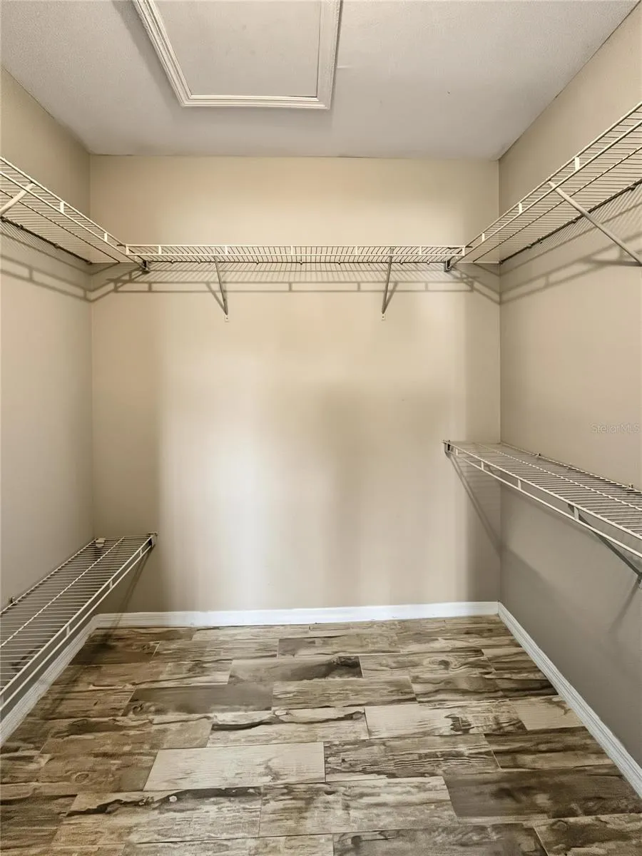 3005 CHIANTI COURT #208 Sarasota, FL 34237