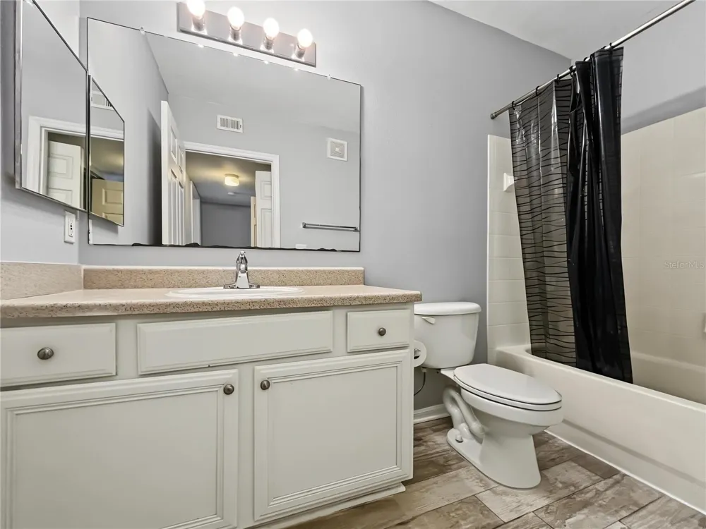 3005 CHIANTI COURT #208 Sarasota, FL 34237