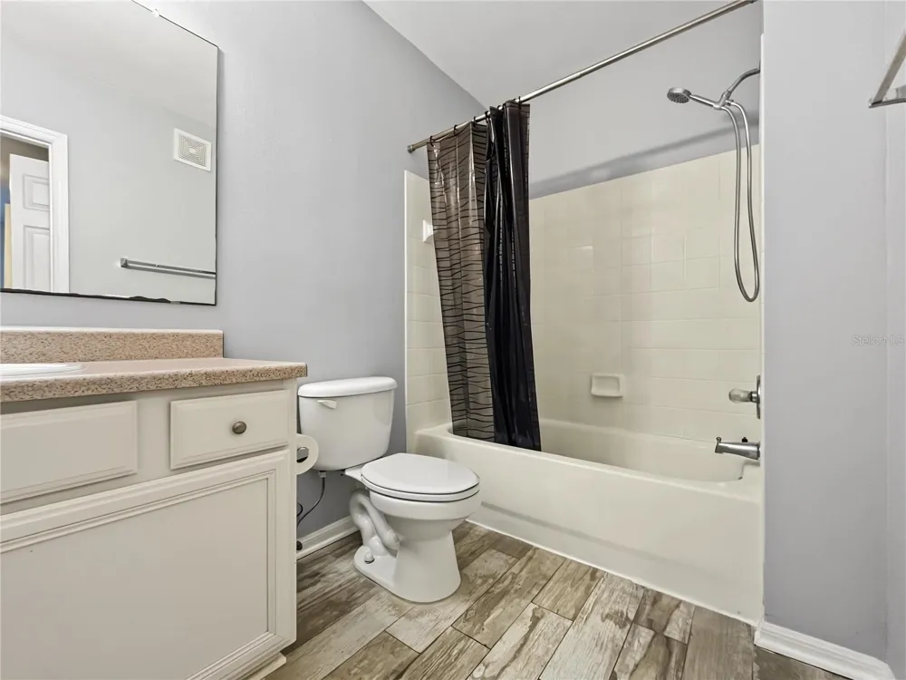 3005 CHIANTI COURT #208 Sarasota, FL 34237