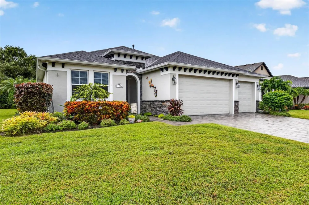 11720 PETUNIA TERRACE Bradenton, FL 34212