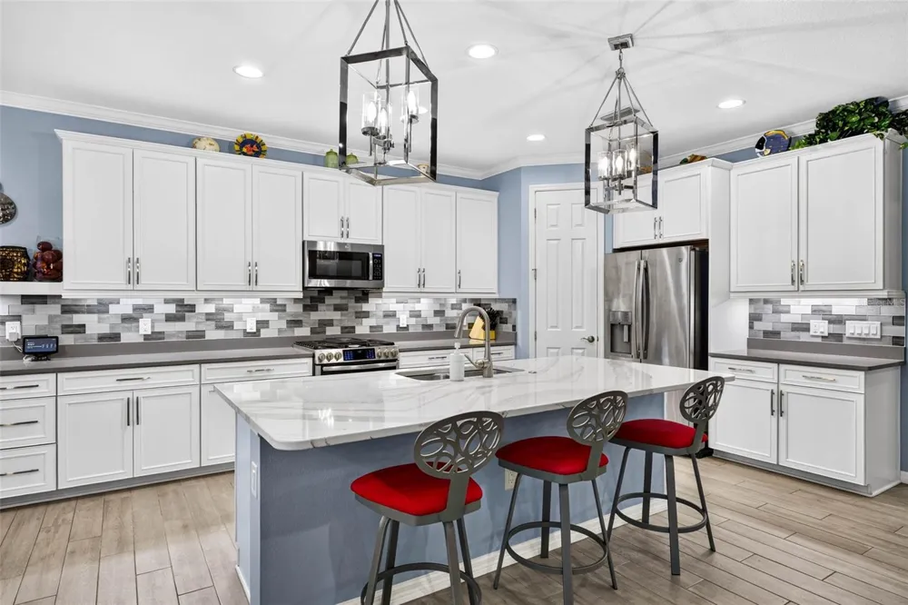 11720 PETUNIA TERRACE Bradenton, FL 34212