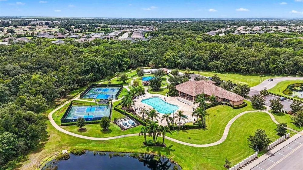 11720 PETUNIA TERRACE Bradenton, FL 34212