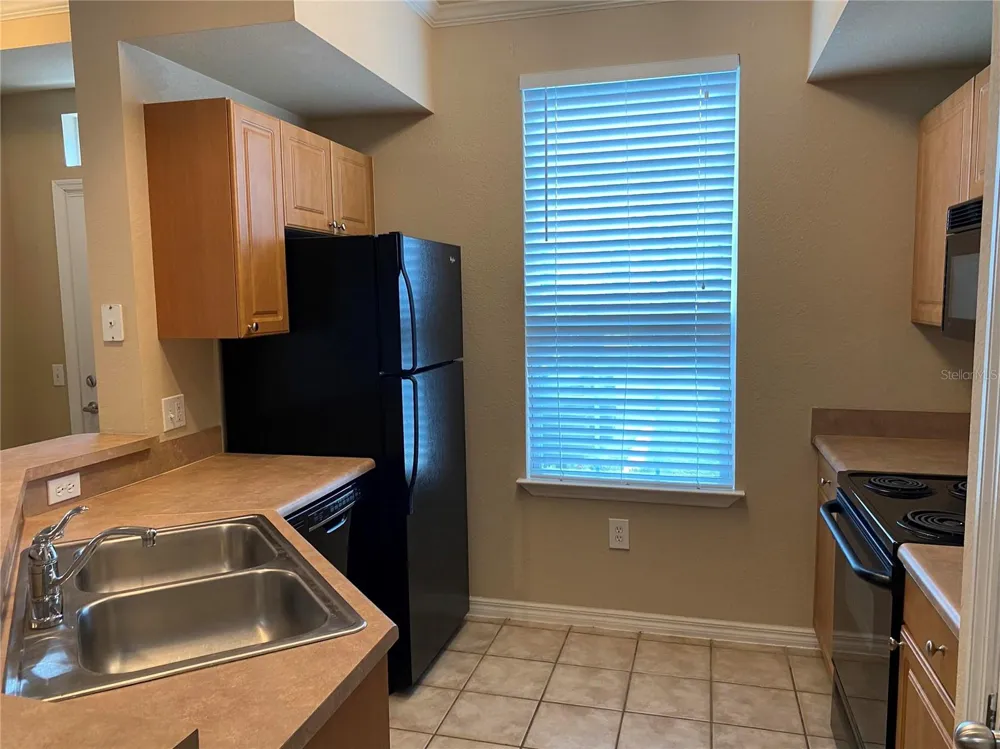 5550 ROSEHILL ROAD #102 Sarasota, FL 34233