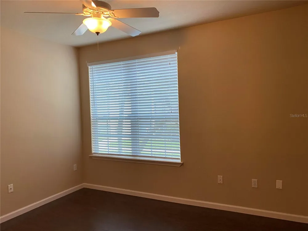 5550 ROSEHILL ROAD #102 Sarasota, FL 34233