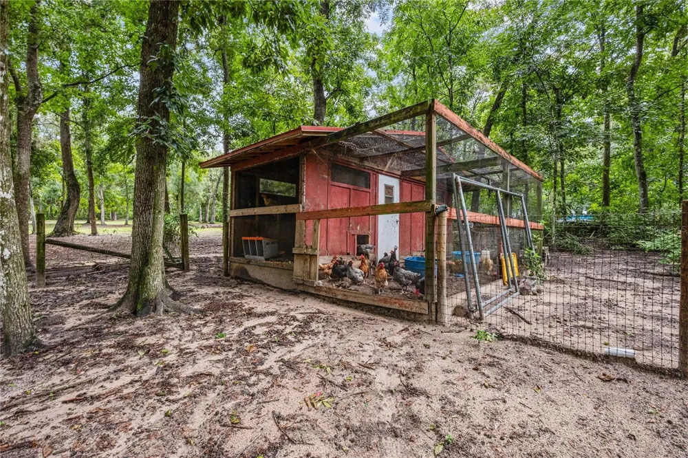 24142 TAMBER ROAD Brooksville, FL 34602