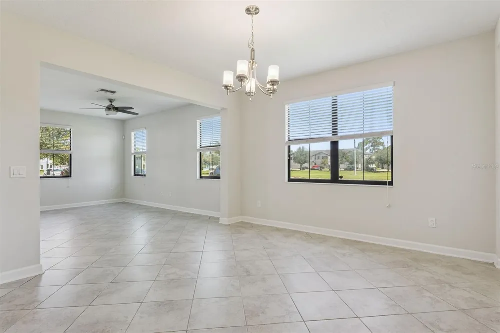 11433 WHISTLING PINE WAY Orlando, FL 32832