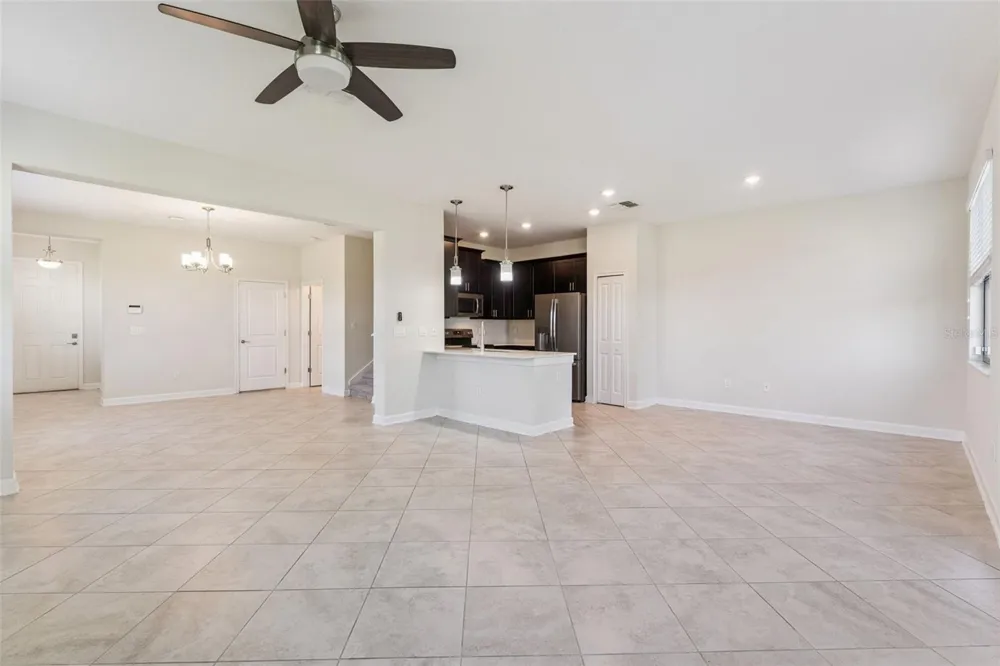 11433 WHISTLING PINE WAY Orlando, FL 32832