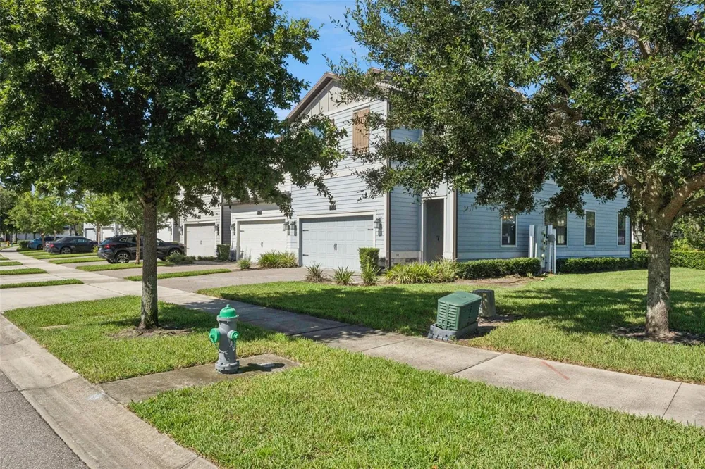 11433 WHISTLING PINE WAY Orlando, FL 32832