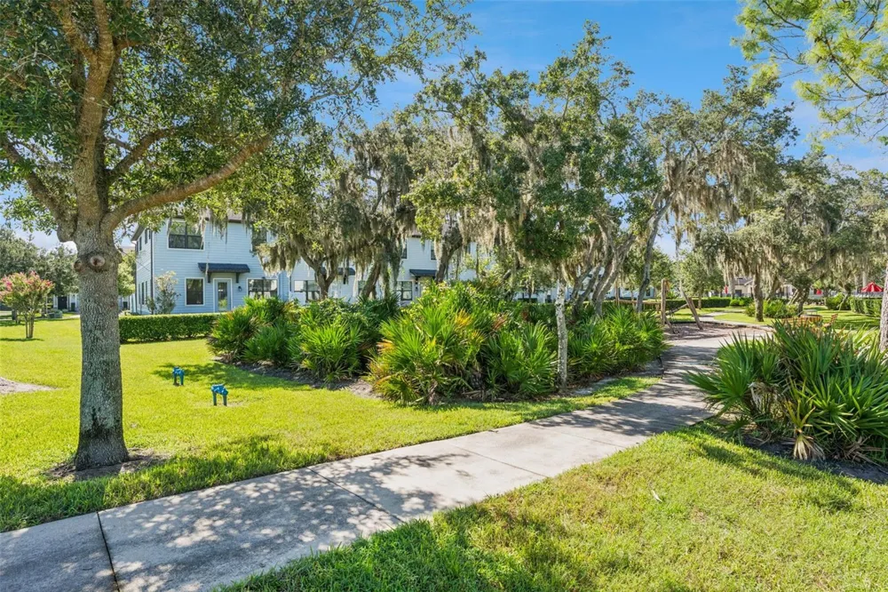 11433 WHISTLING PINE WAY Orlando, FL 32832
