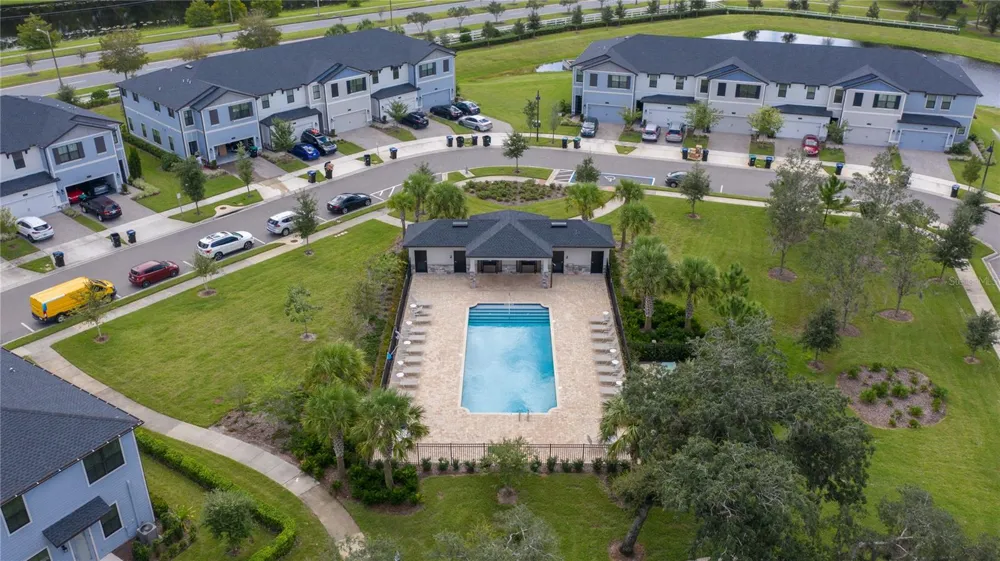 11433 WHISTLING PINE WAY Orlando, FL 32832
