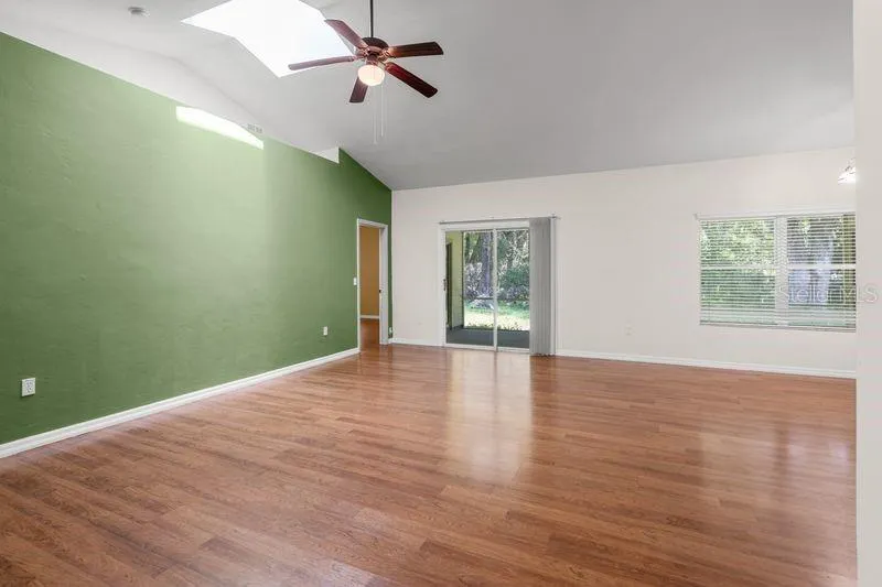 1861 SW 65TH DRIVE Gainesville, FL 32607