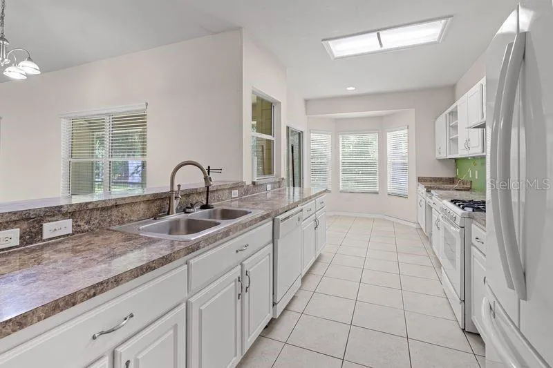 1861 SW 65TH DRIVE Gainesville, FL 32607