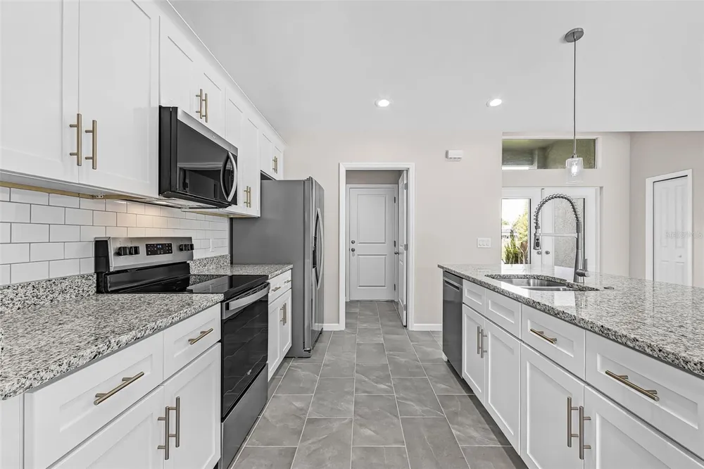 2305 NW 34 AVENUE Cape Coral, FL 33993
