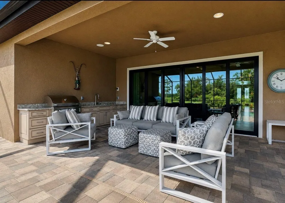 6350 MIDSHIP COURT Apollo Beach, FL 33572