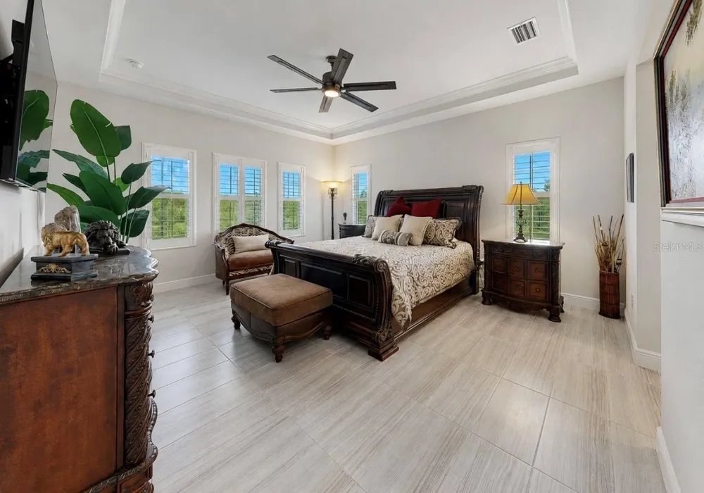 6350 MIDSHIP COURT Apollo Beach, FL 33572
