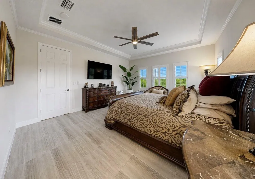 6350 MIDSHIP COURT Apollo Beach, FL 33572