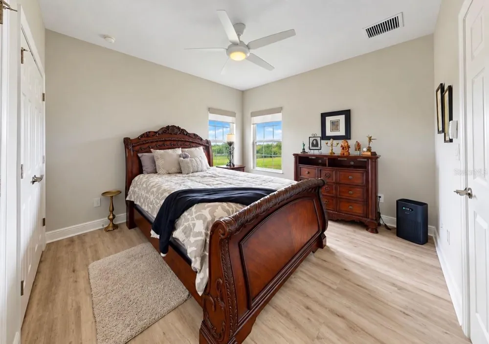 6350 MIDSHIP COURT Apollo Beach, FL 33572