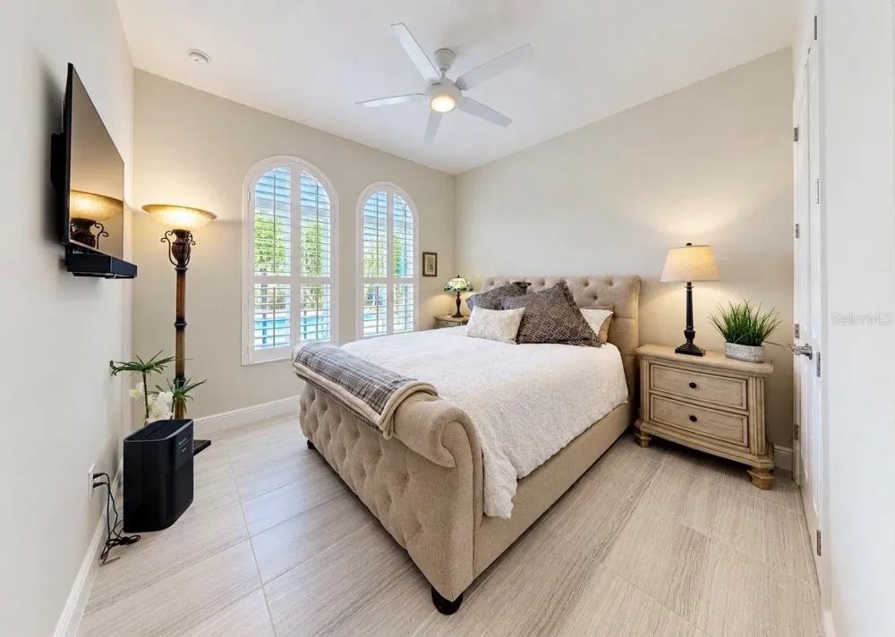 6350 MIDSHIP COURT Apollo Beach, FL 33572