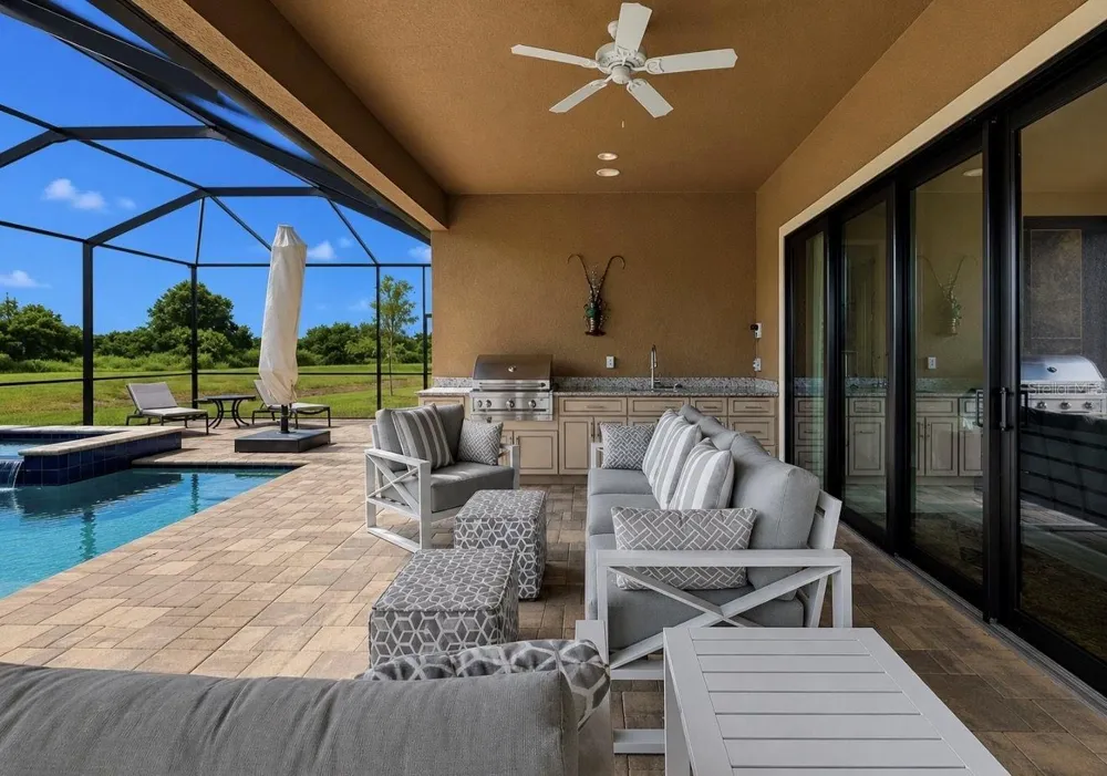 6350 MIDSHIP COURT Apollo Beach, FL 33572