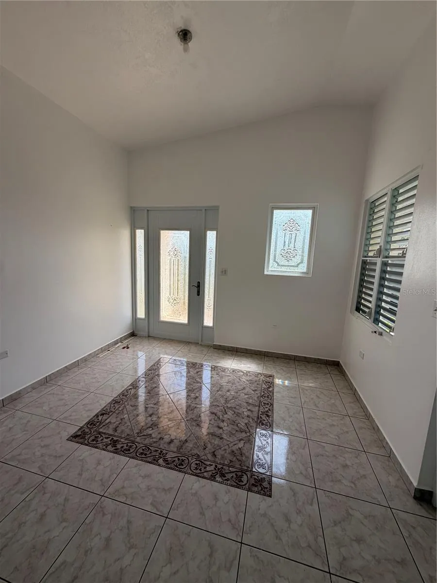 435 CALABAZA San Sebastian, PR 00685