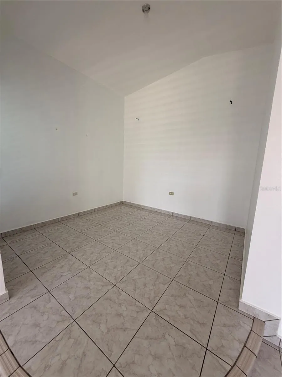 435 CALABAZA San Sebastian, PR 00685