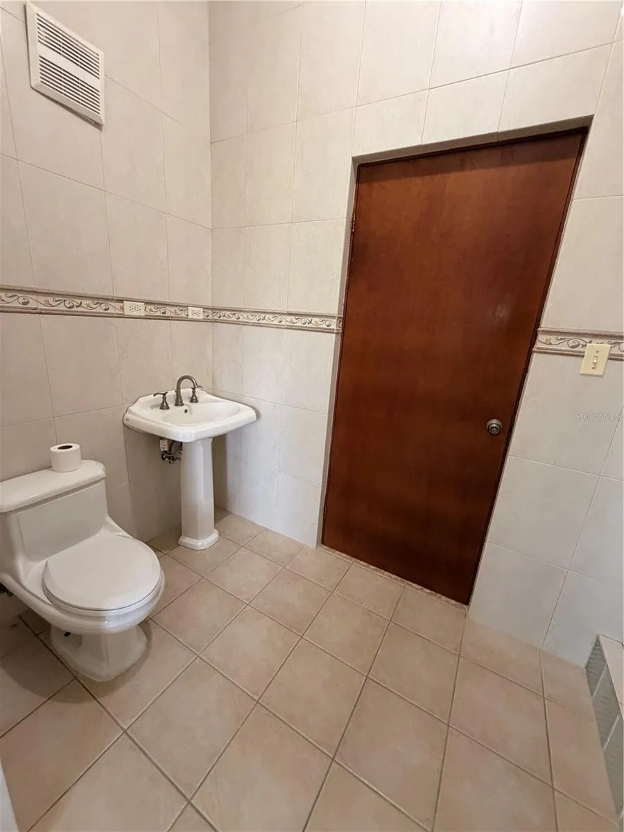 435 CALABAZA San Sebastian, PR 00685