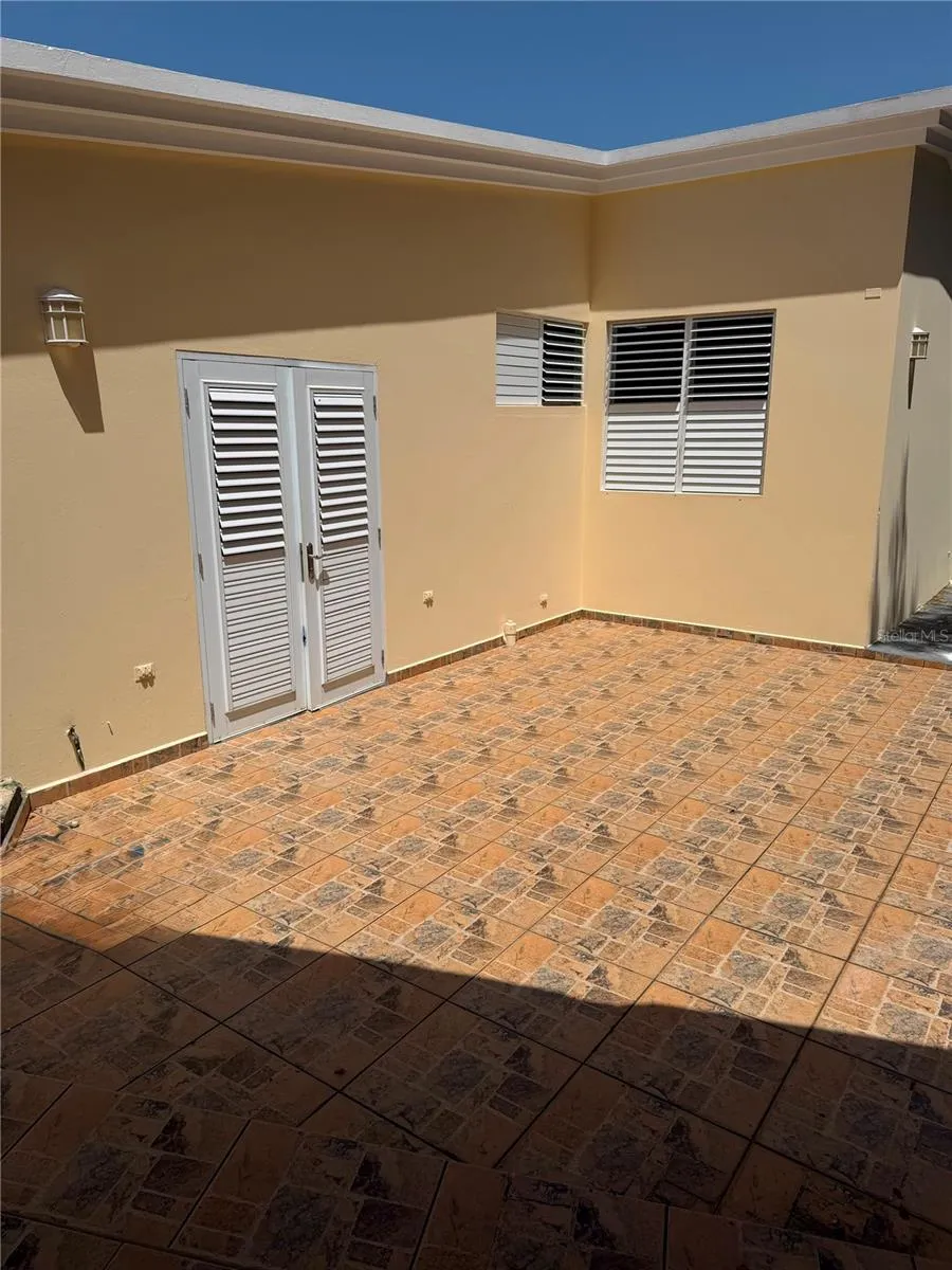 435 CALABAZA San Sebastian, PR 00685