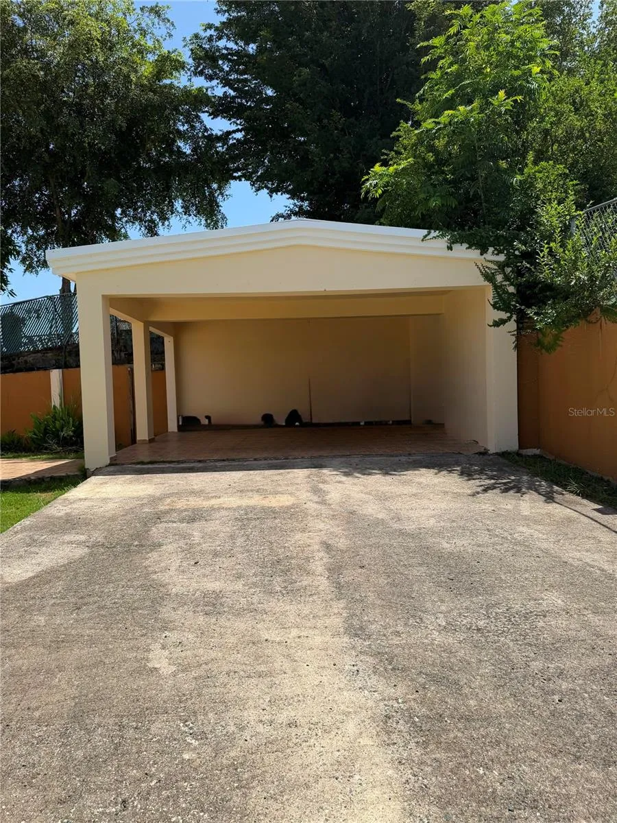 435 CALABAZA San Sebastian, PR 00685
