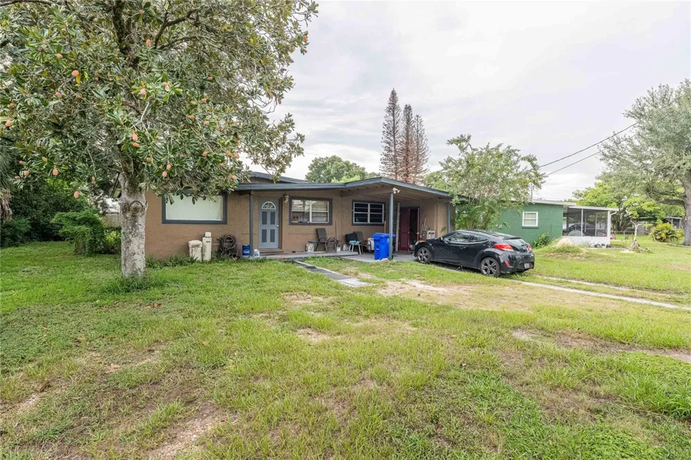 2021 S CRYSTAL LAKE DRIVE Lakeland, FL 33801