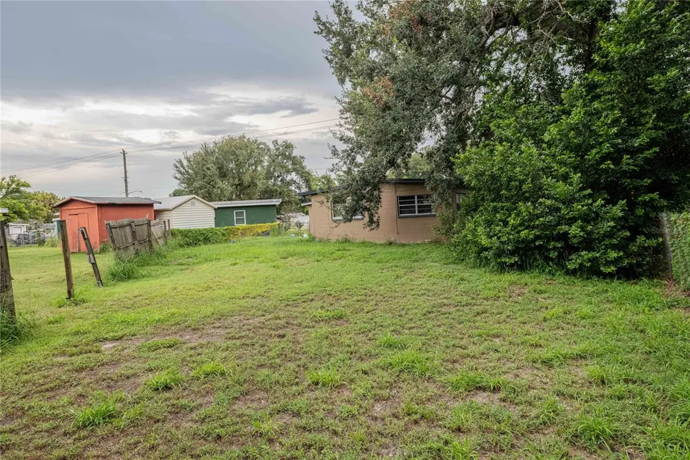 2021 S CRYSTAL LAKE DRIVE Lakeland, FL 33801