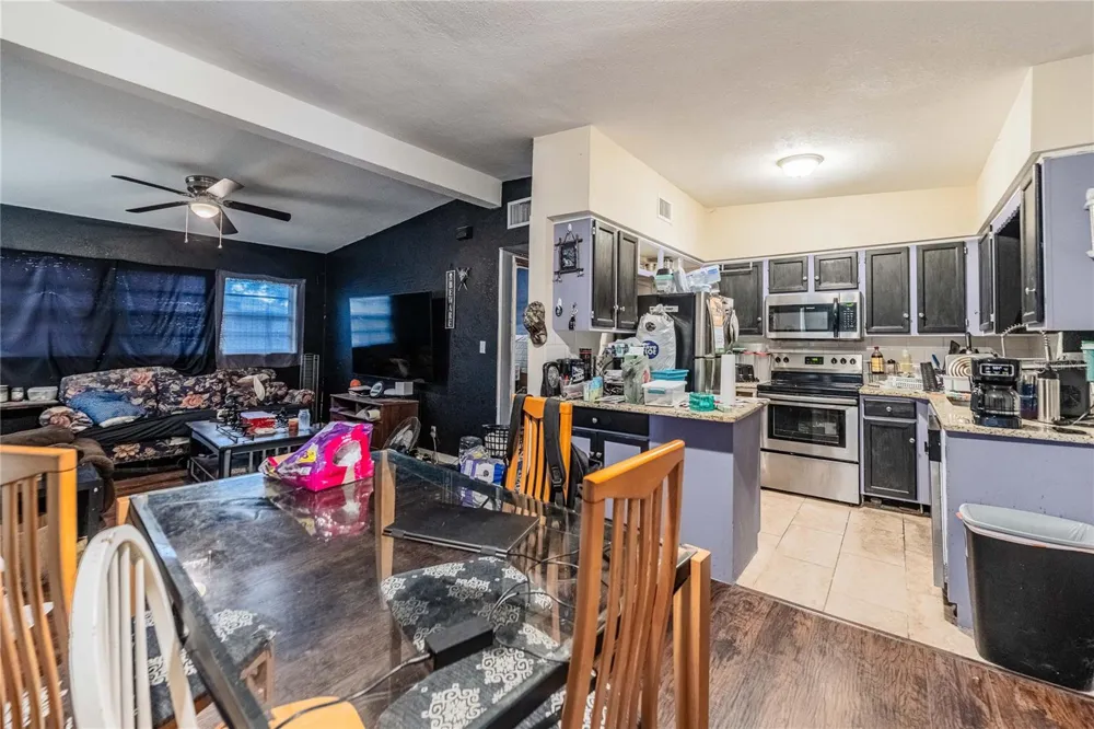 2021 S CRYSTAL LAKE DRIVE Lakeland, FL 33801