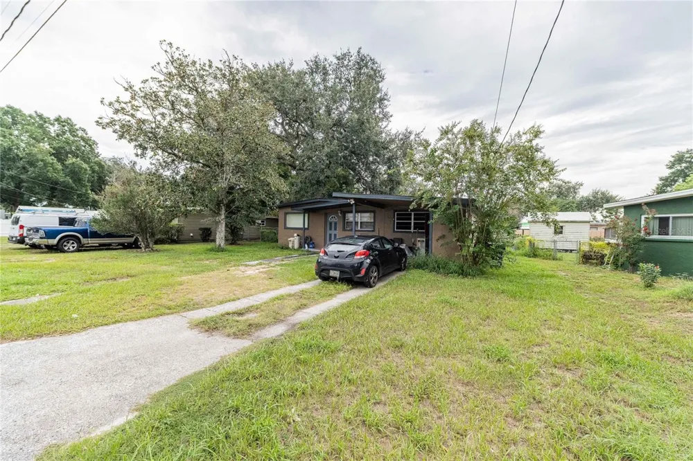 2021 S CRYSTAL LAKE DRIVE Lakeland, FL 33801