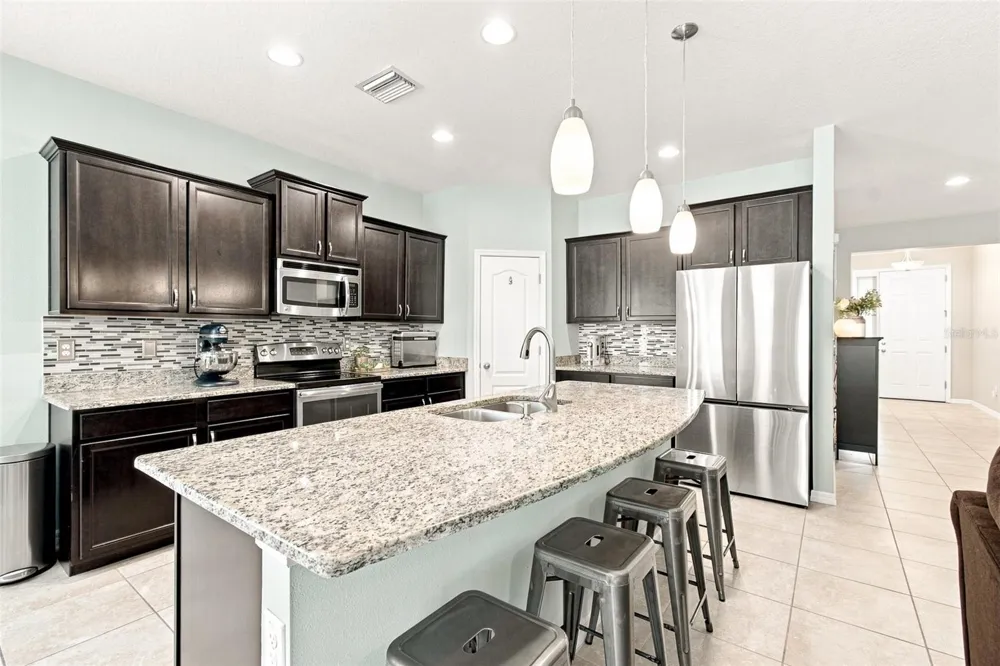 12210 LEGACY BRIGHT STREET Riverview, FL 33578