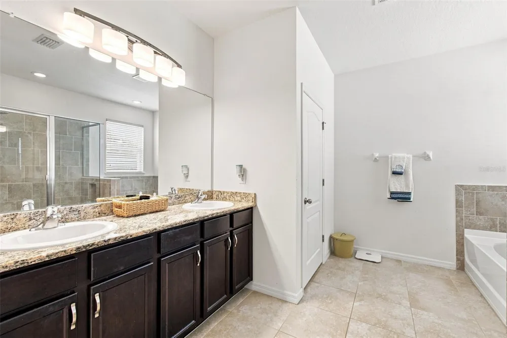 12210 LEGACY BRIGHT STREET Riverview, FL 33578